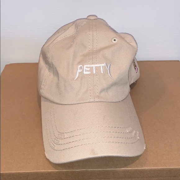 petty cap
